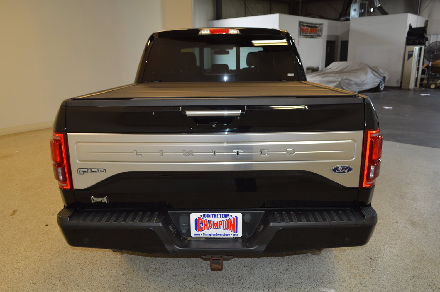 Used 2016 Ford F150 Limited w/ Trailer Tow Package AWD/4WD image 4