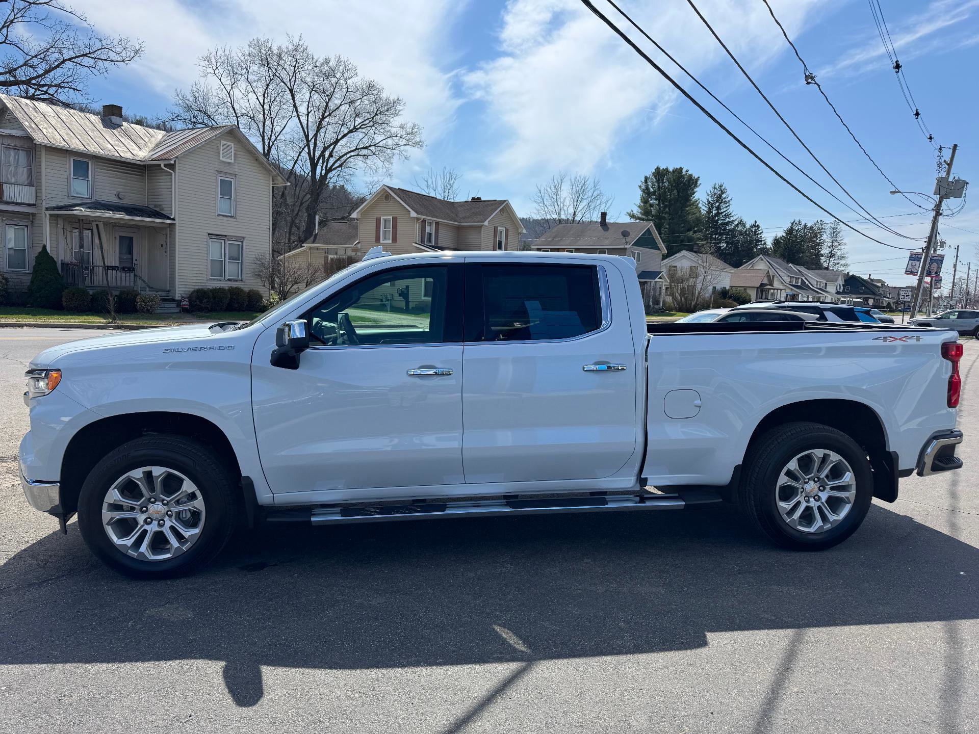 New 2026 Chevrolet Silverado 1500 LTZ w/ LTZ Premium Package AWD/4WD image 13