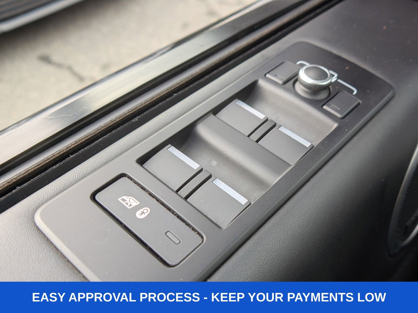 Used 2022 Land Rover Discovery S R-Dynamic image 36