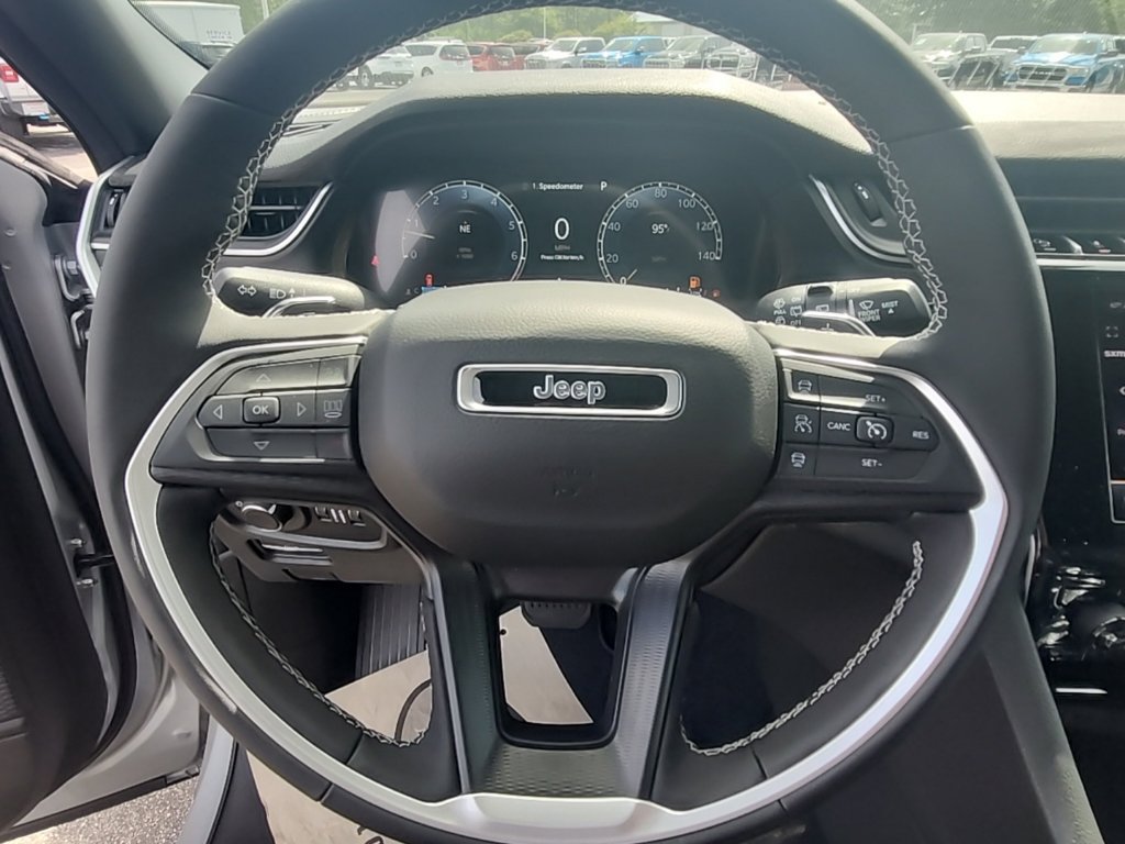New 2026 Jeep Grand Cherokee Laredo X RWD image 11