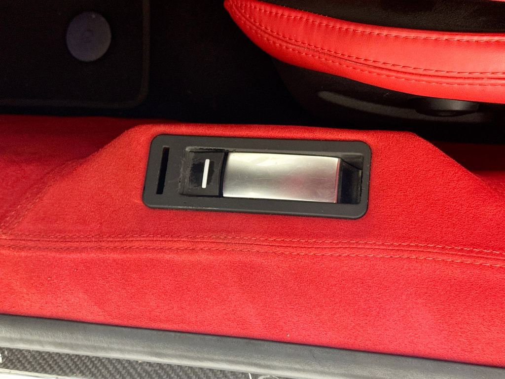 Used 2018 Lamborghini Aventador S image 18