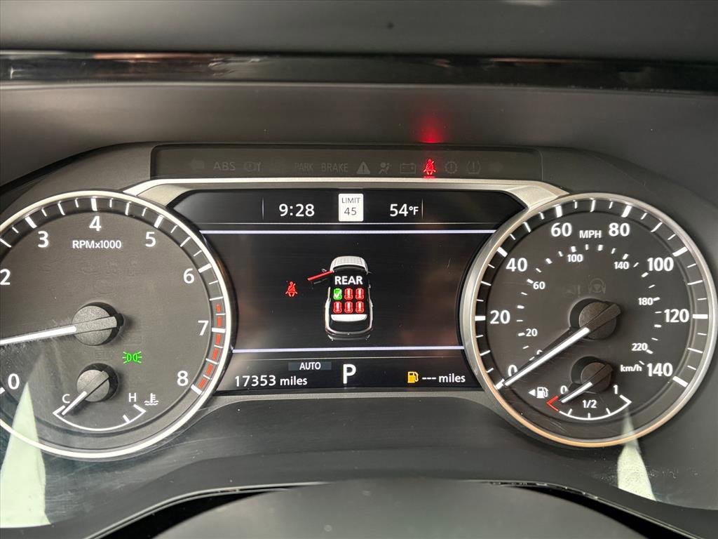 Certified 2024 Nissan Pathfinder SL image 9