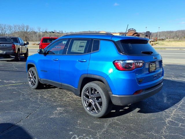 New 2026 Jeep Compass Latitude image 4