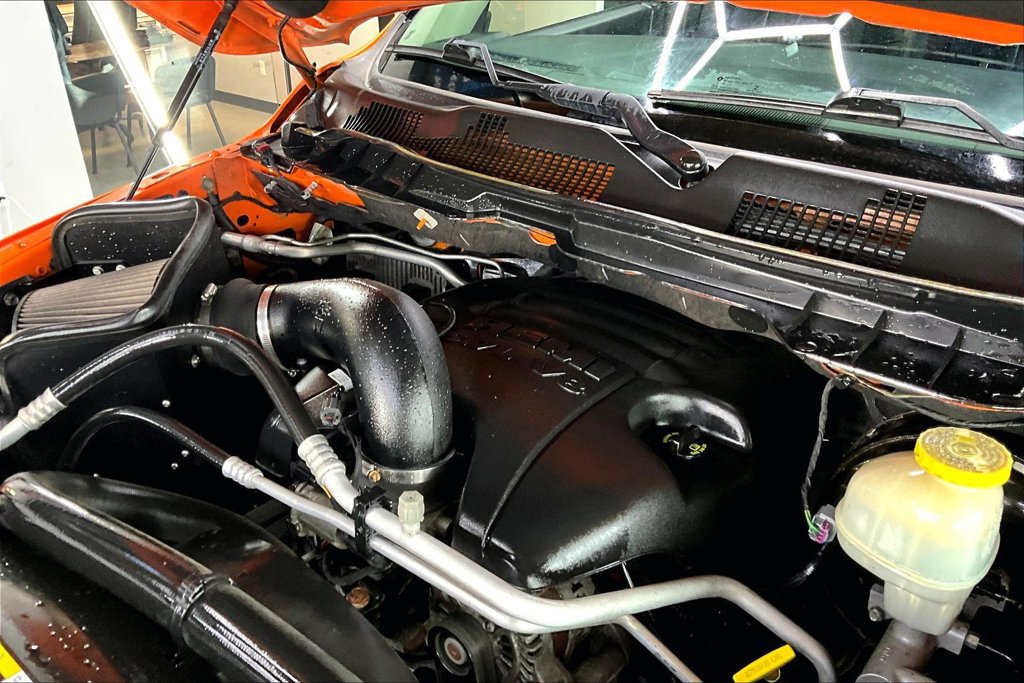 Used 2017 RAM 1500 Sport w/ Ignition Orange Sport Package AWD/4WD image 29