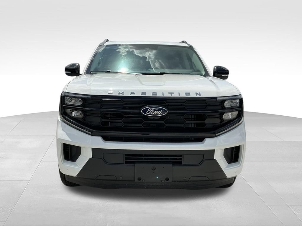 New 2026 Ford Expedition Active RWD image 16