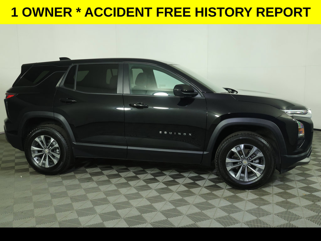 Used 2026 Chevrolet Equinox LT AWD/4WD image 2