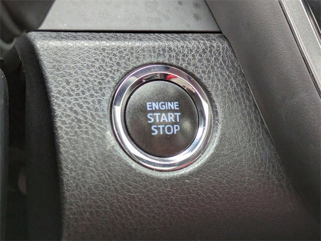 Used 2020 Toyota Camry XSE image 21