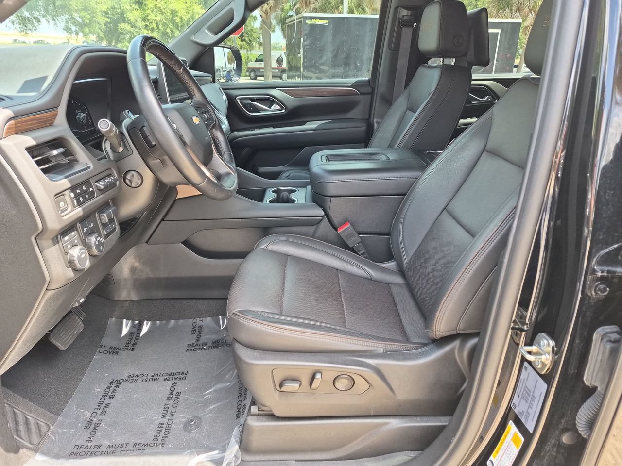Certified 2023 Chevrolet Tahoe High Country w/ Advanced Technology Package AWD/4WD image 17