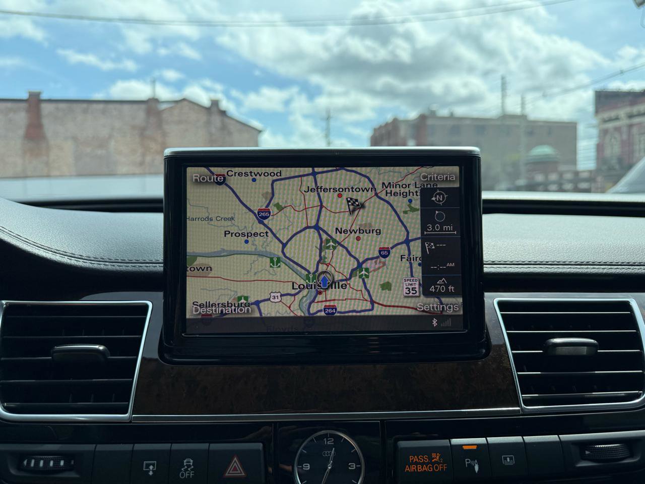 Used 2011 Audi A8 L 4.2 image 11