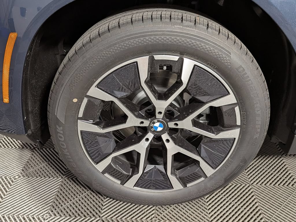 New 2026 BMW X3 xDrive30i w/ Premium Package AWD/4WD image 8