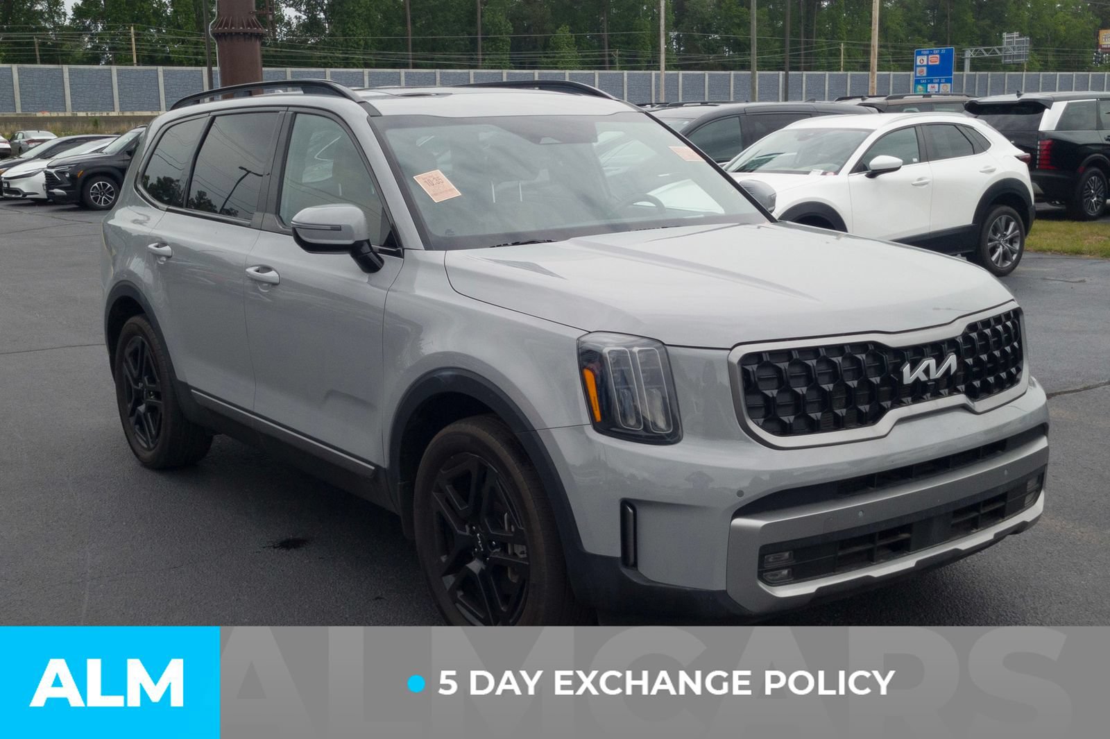 Used 2023 Kia Telluride SX X-Line AWD/4WD image 4