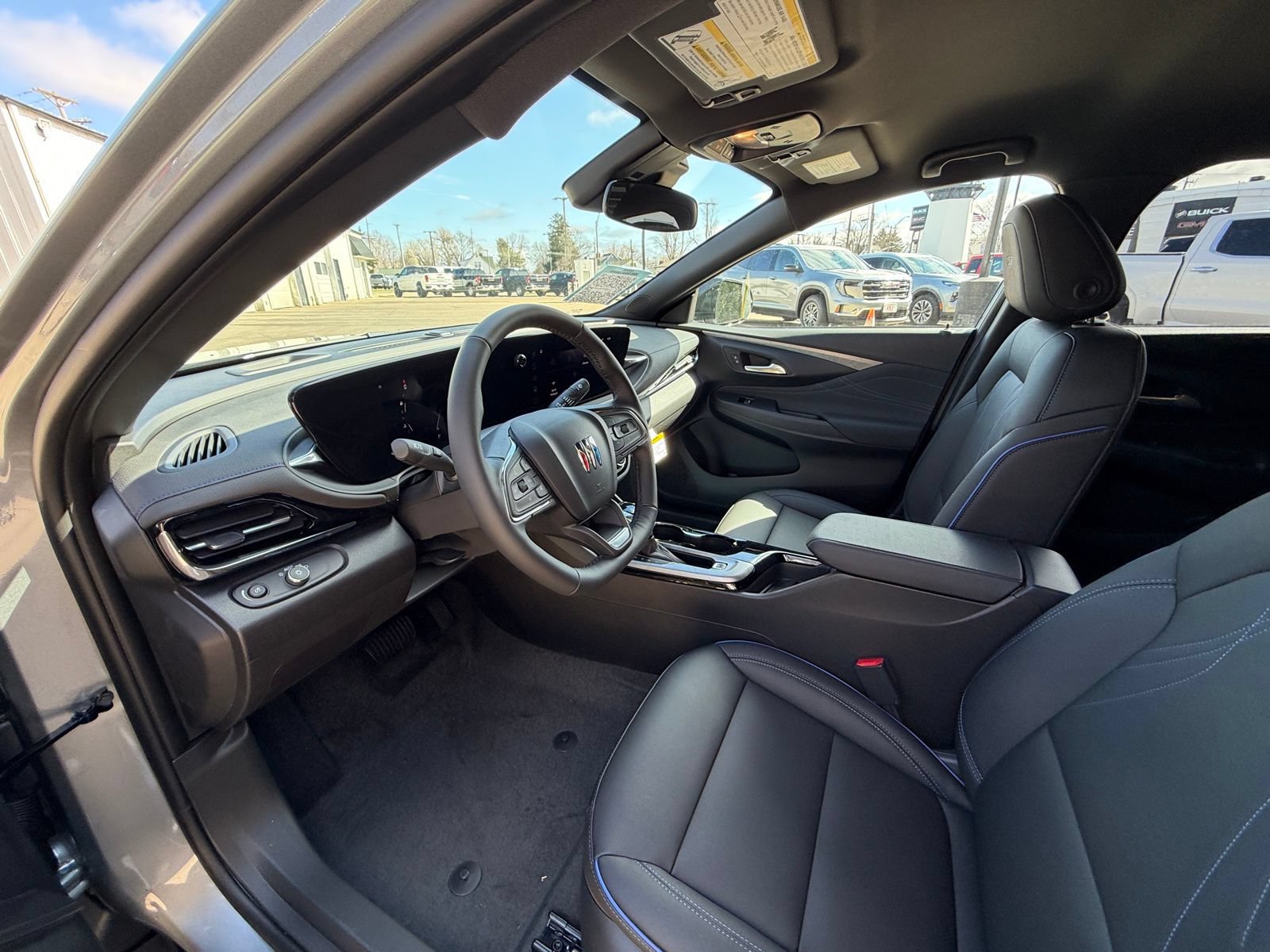 New 2026 Buick Envista Sport Touring FWD image 10