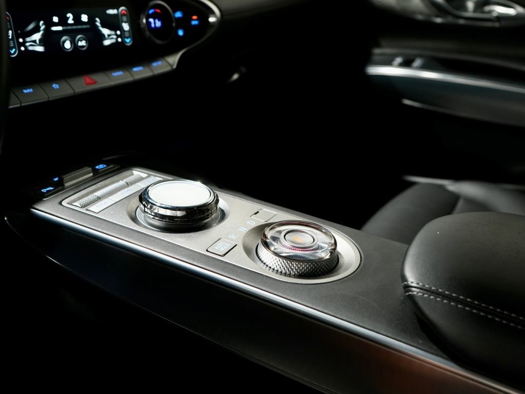 Used 2023 Genesis GV70 2.5T w/ Select Package image 22