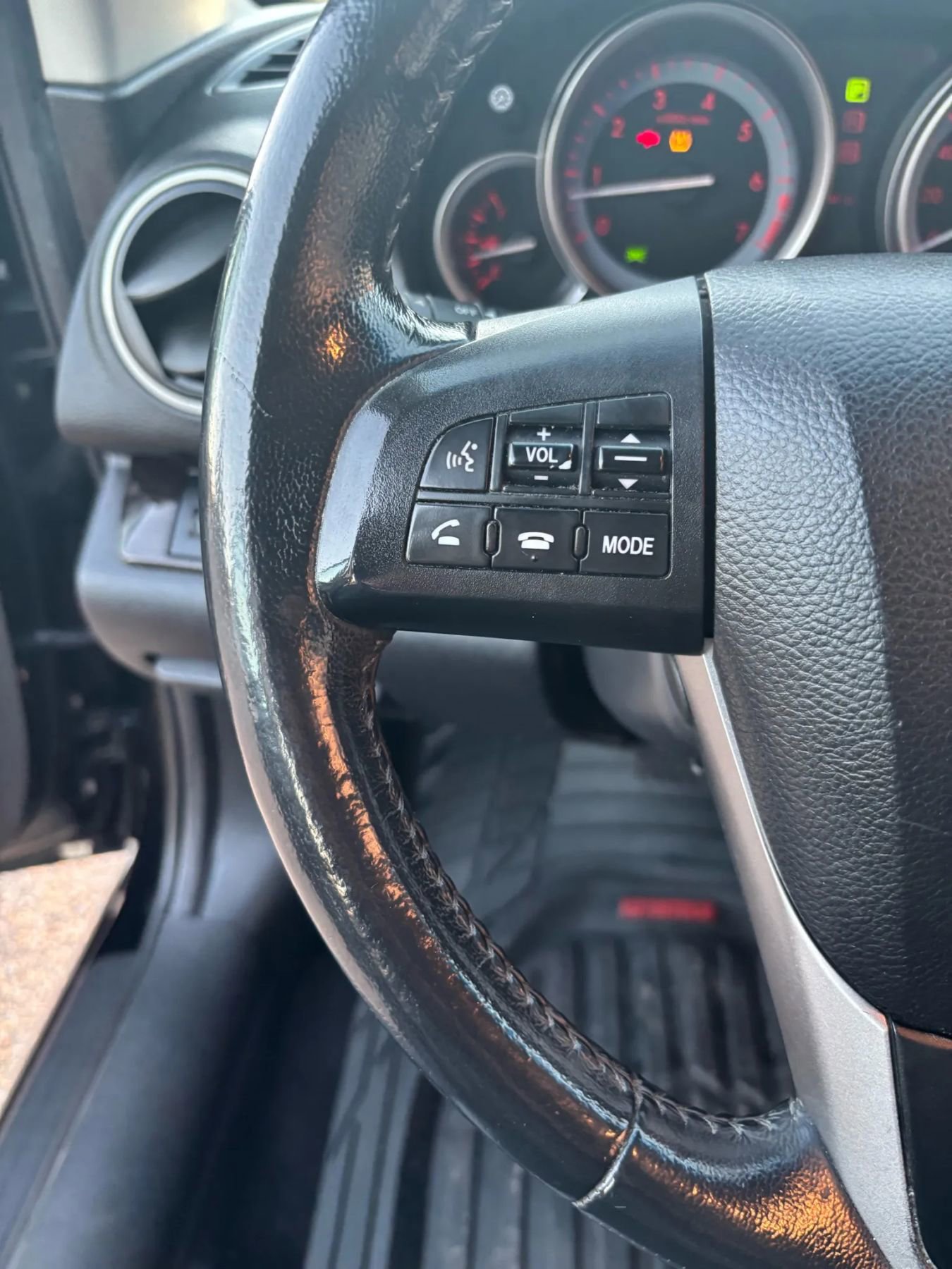 Used 2012 MAZDA MAZDA6 i Grand Touring w/ Technology Pkg image 14