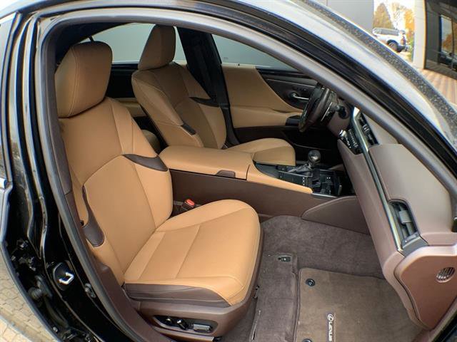 Certified 2021 Lexus ES 350 w/ Premium Package image 24