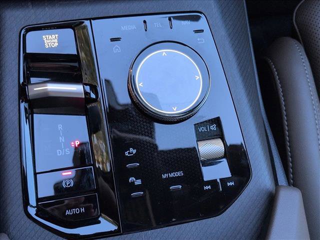 Used 2025 BMW X3 xDrive30i w/ Premium Package image 12