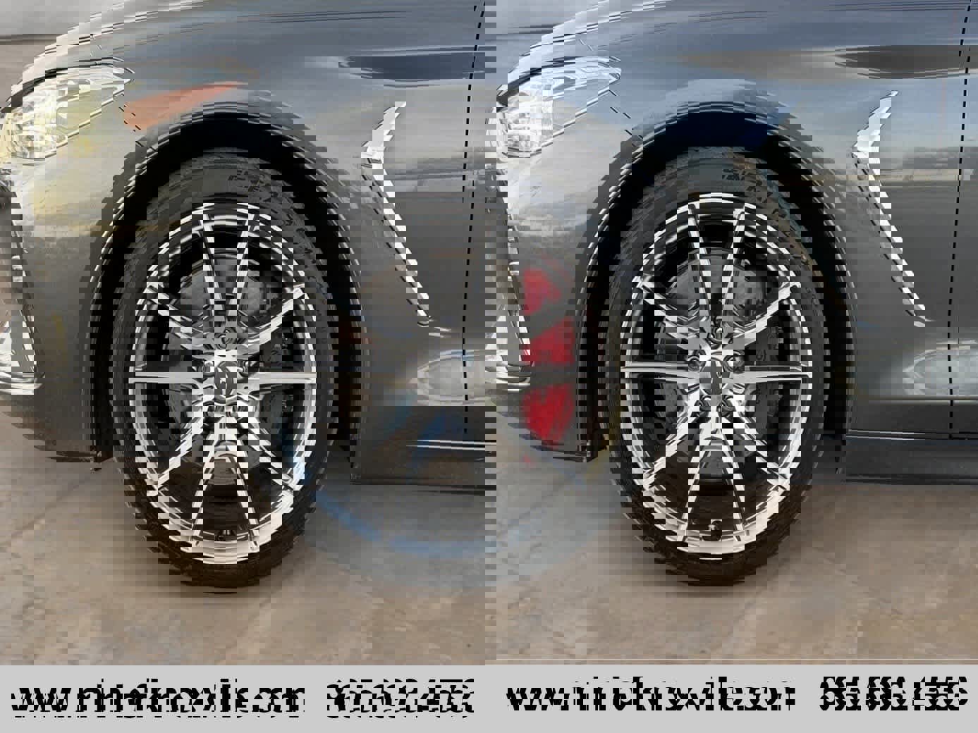 Used 2019 Genesis G70 3.3T Advanced w/ Elite Package image 9