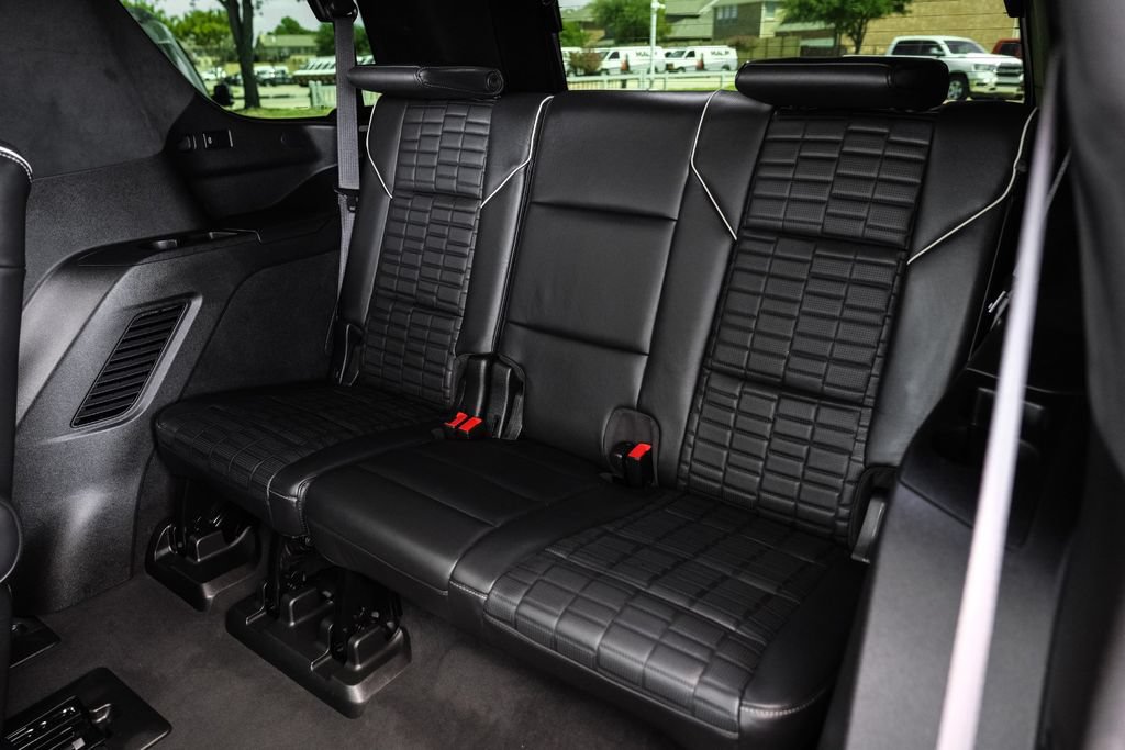 Used 2021 Cadillac Escalade Premium Luxury Platinum AWD/4WD image 50