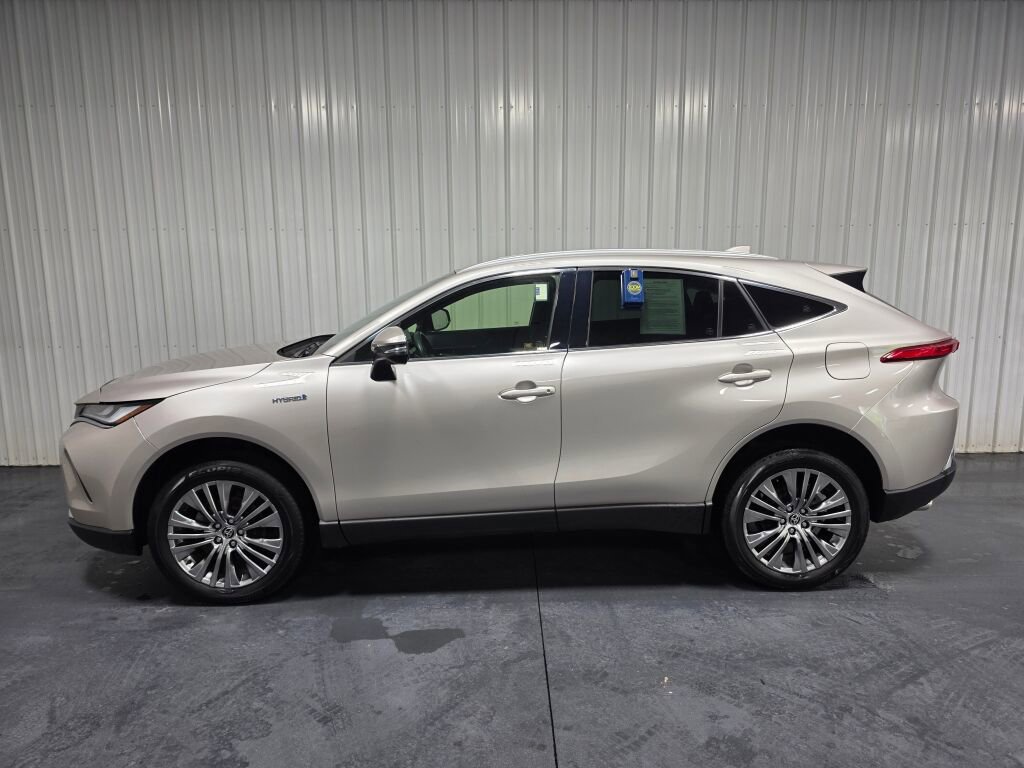 Used 2021 Toyota Venza Limited AWD/4WD image 4