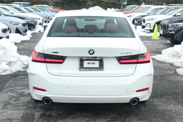 Certified 2023 BMW 330i xDrive Sedan w/ Convenience Package image 7