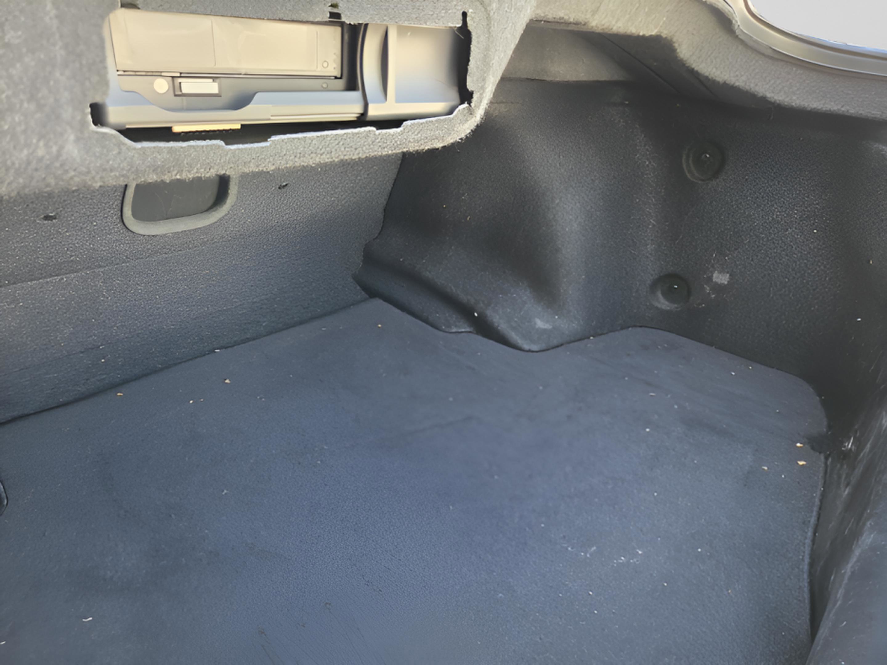 Used 2008 INFINITI G35 x Sedan w/ Premium Pkg image 28