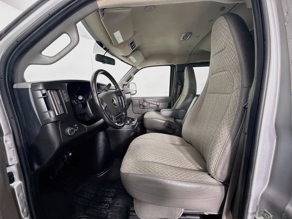 Certified 2023 Chevrolet Express 3500 LS w/ Chrome Appearance Package RWD image 18