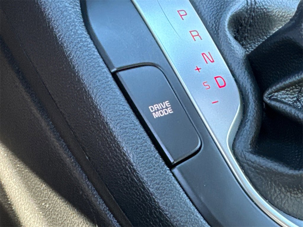 Used 2024 Kia Forte LXS image 29