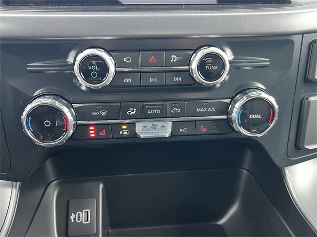 New 2025 Ford F150 Lightning XLT image 19