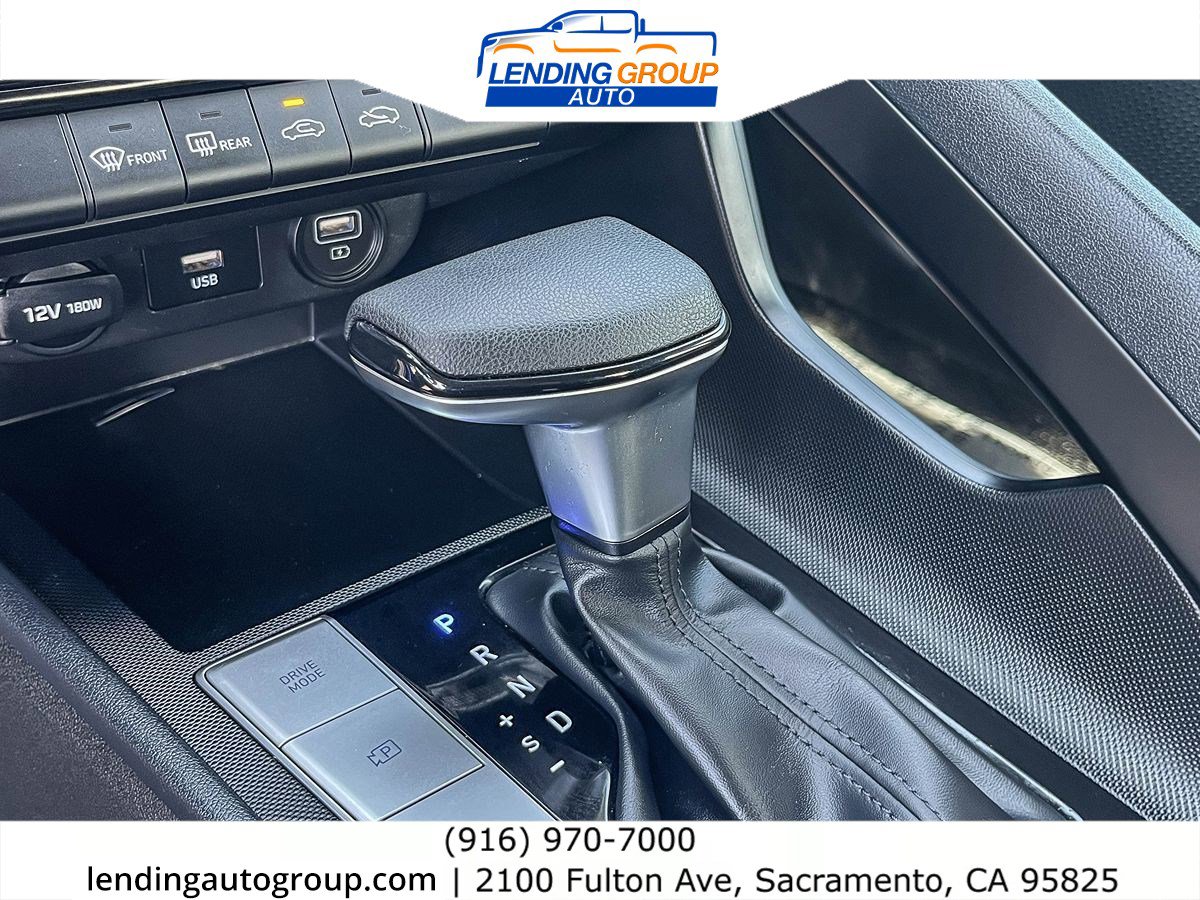 Used 2022 Hyundai Elantra SEL image 18