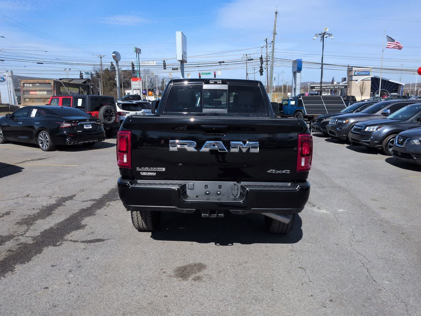 New 2026 RAM 2500 Laramie w/ Sport Appearance Package AWD/4WD image 7