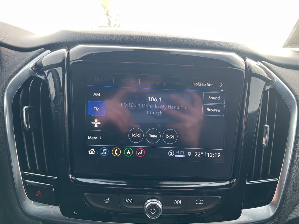 Used 2023 Chevrolet Traverse RS AWD/4WD image 21