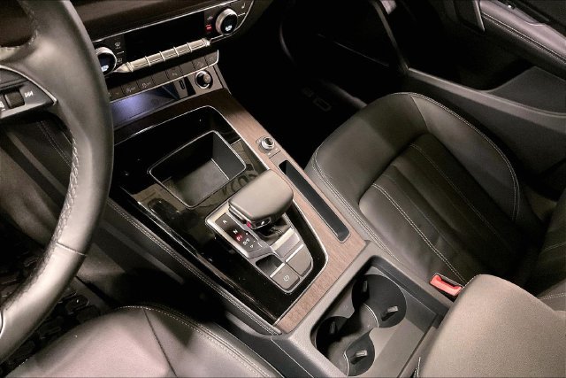 Certified 2024 Audi Q5 2.0T Premium Plus AWD/4WD image 17
