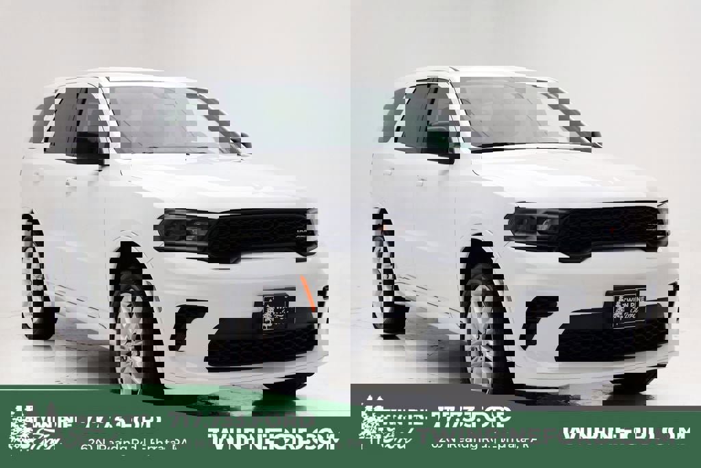 Used 2023 Dodge Durango GT image 1
