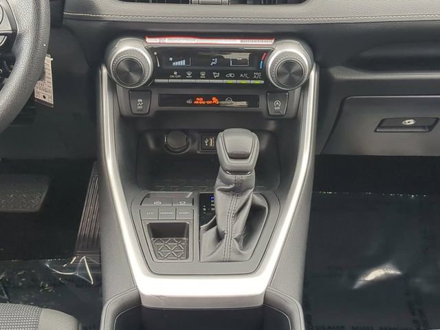 Certified 2025 Toyota RAV4 LE image 19
