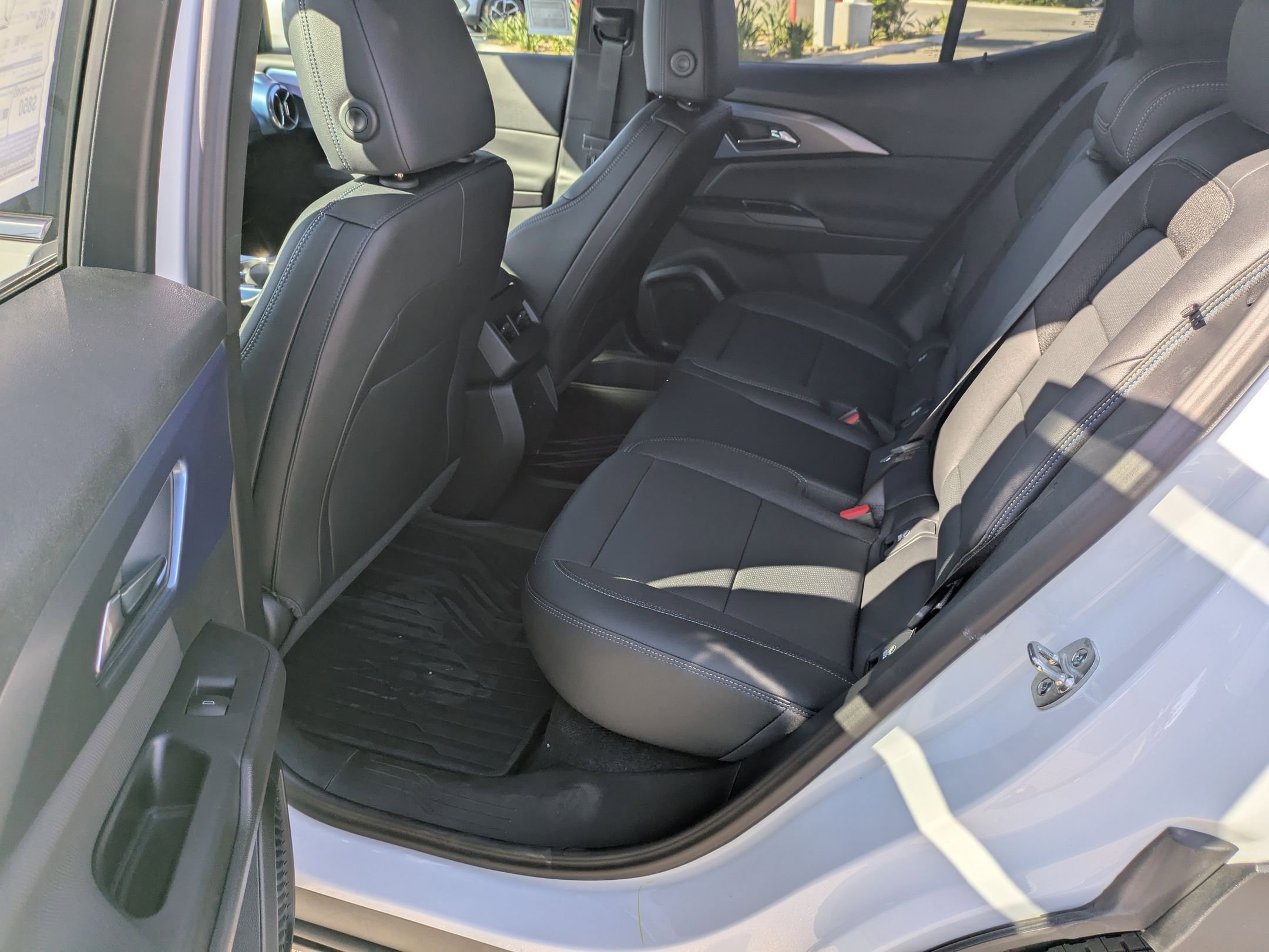 Used 2026 Chevrolet Equinox EV LT w/ LPO, All-Weather Mat Package image 13