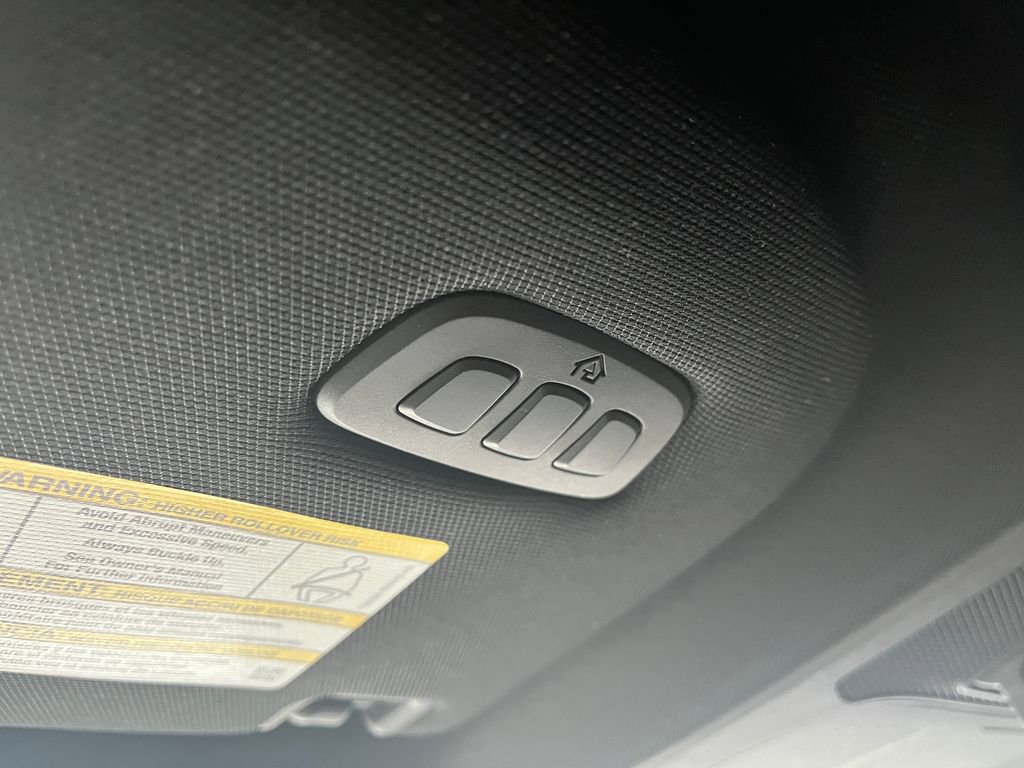 Used 2021 Ford F250 Platinum w/ FX4 Off-Road Package image 31