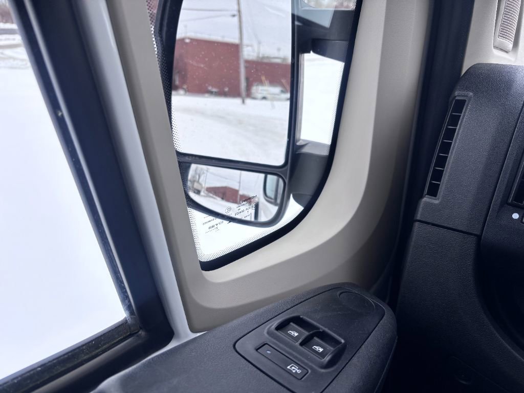Used 2021 RAM ProMaster 3500 image 23