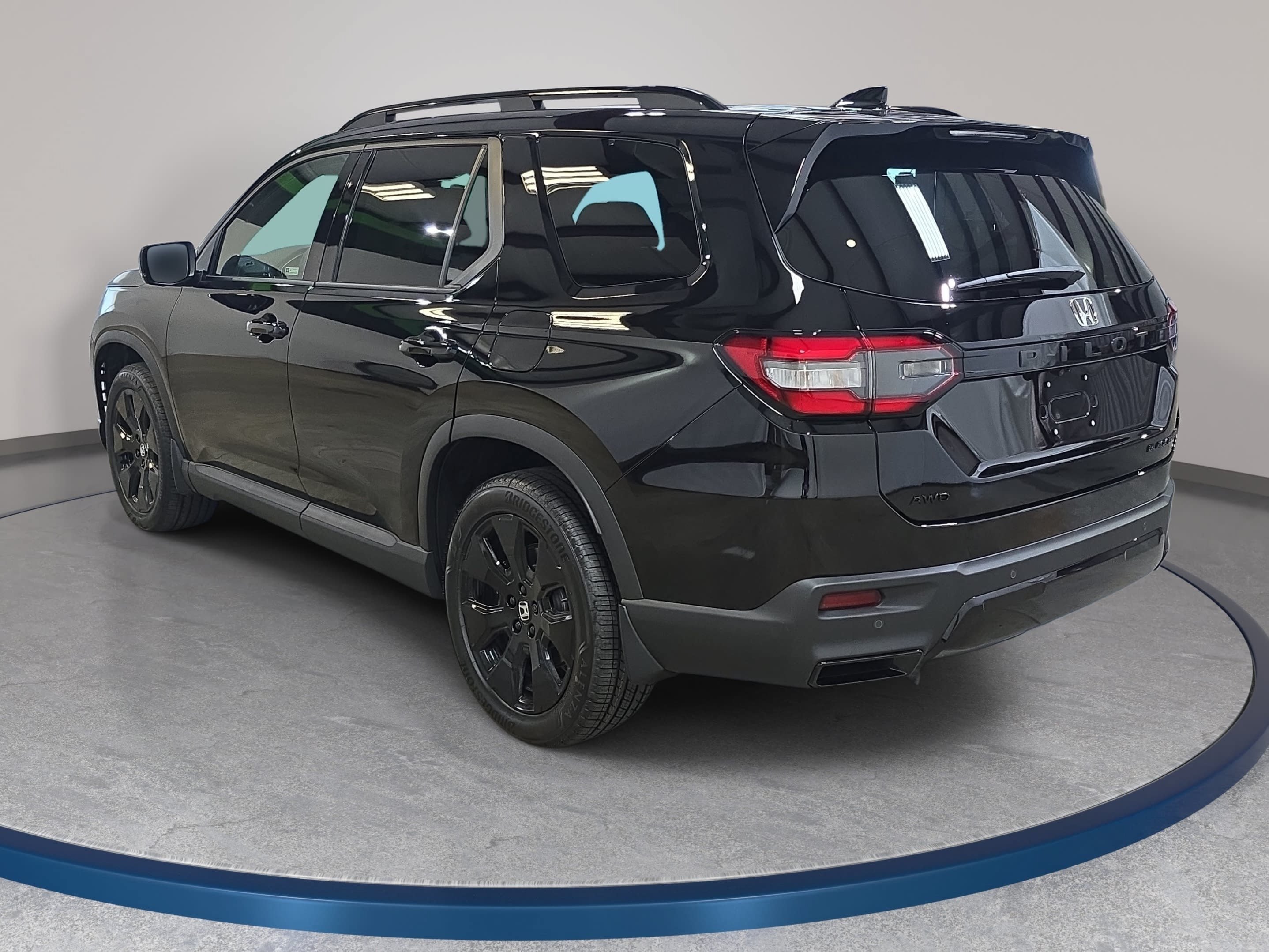 New 2026 Honda Pilot Black Edition image 8