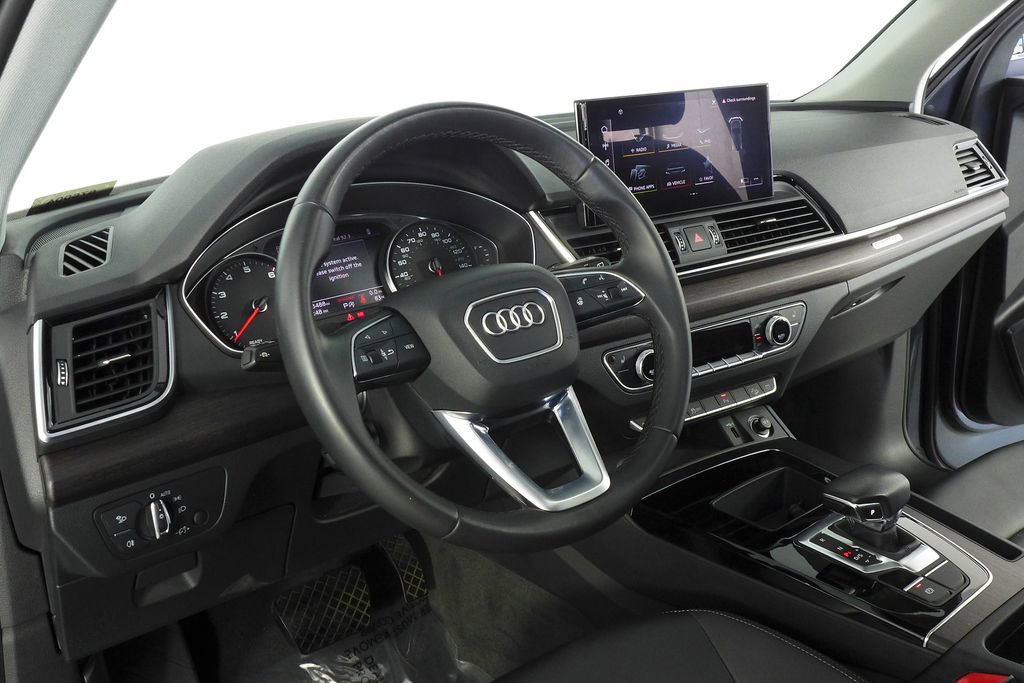 Used 2022 Audi Q5 2.0T Premium w/ Convenience Package image 30