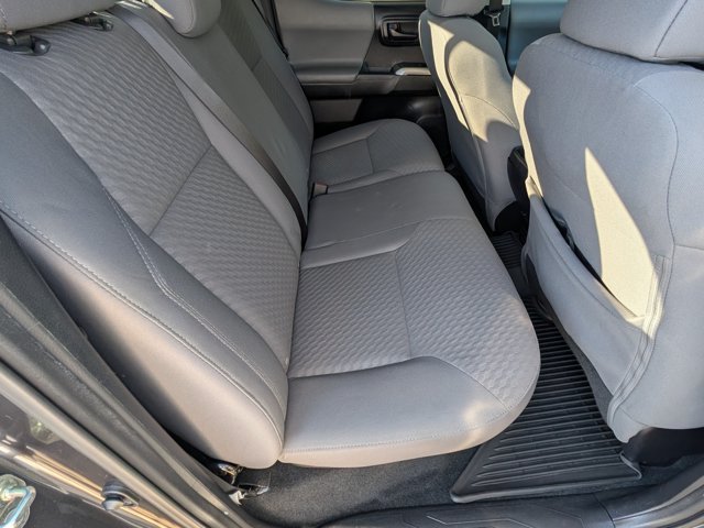 Used 2020 Toyota Tacoma SR5 RWD image 14