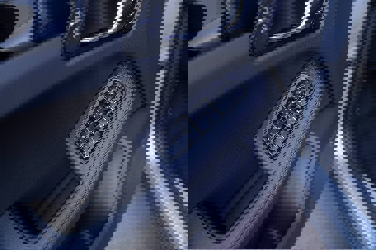 New 2026 Porsche Macan S image 24