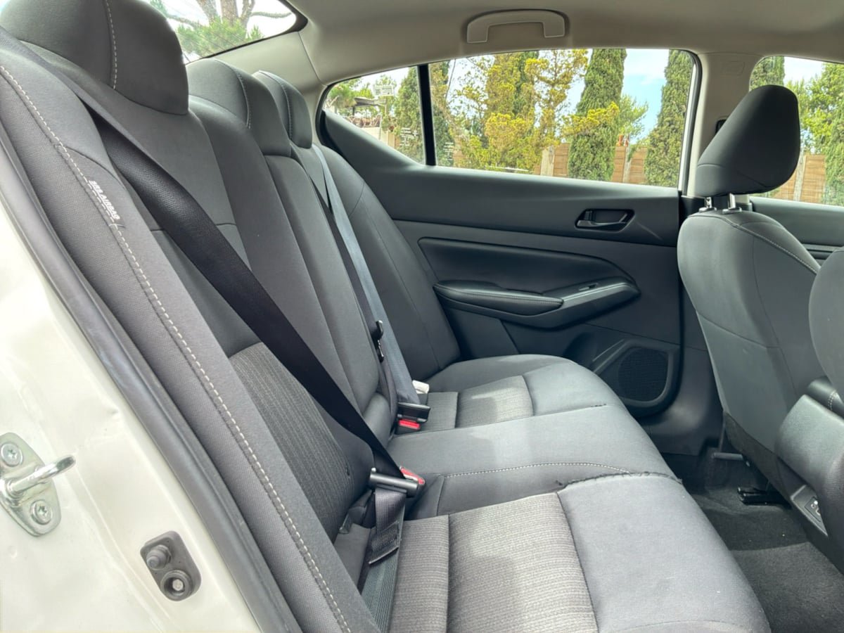 Used 2025 Nissan Altima 2.5 SV FWD image 20