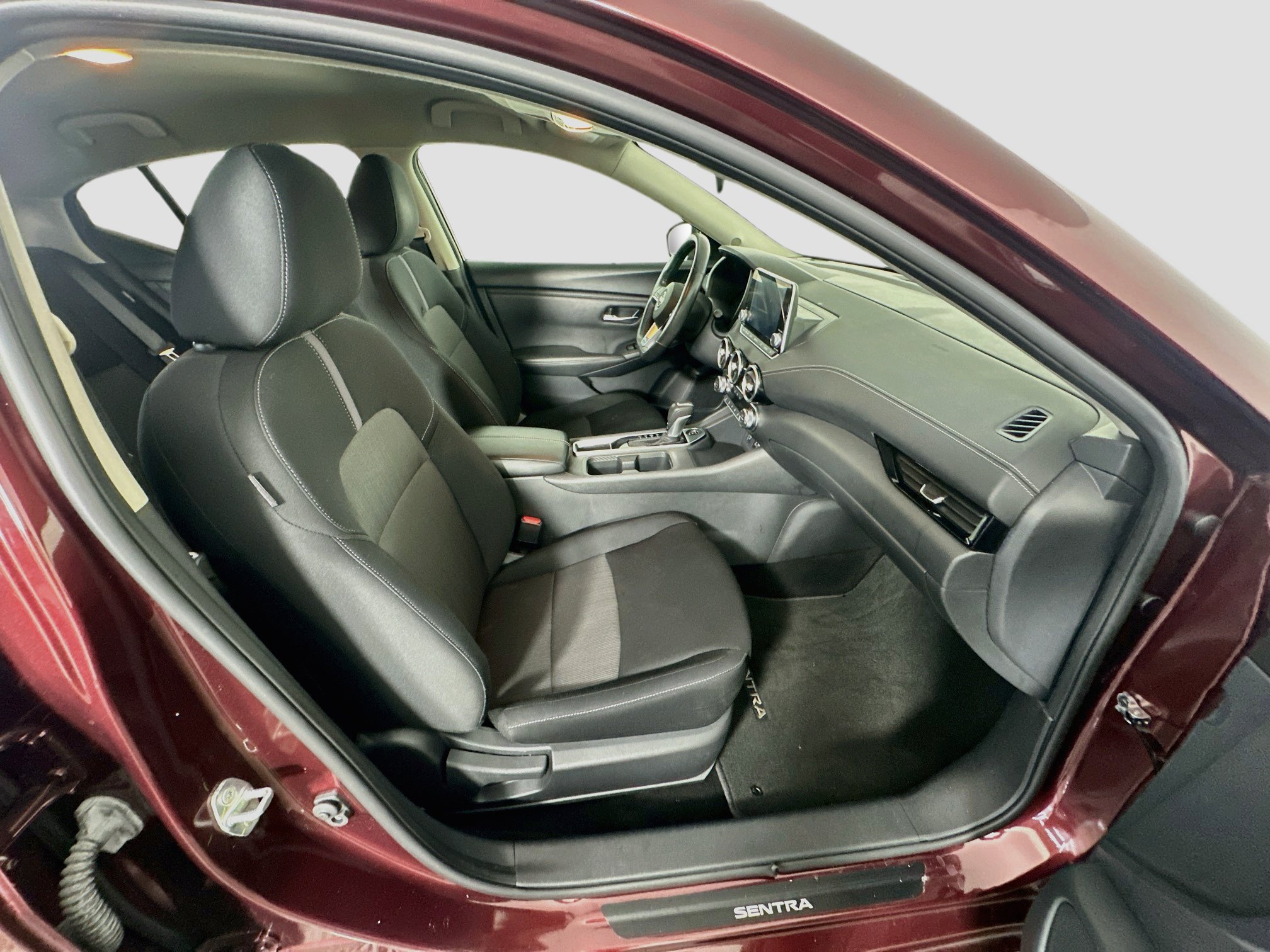 Used 2024 Nissan Sentra SV w/ All-Weather Package FWD image 31