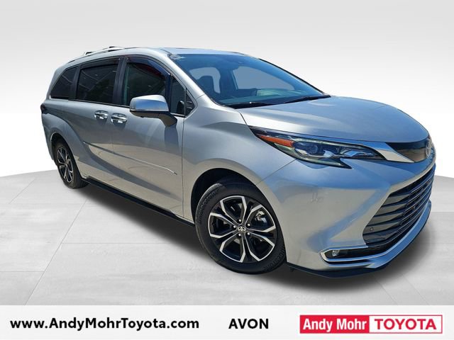 Used 2025 Toyota Sienna Platinum