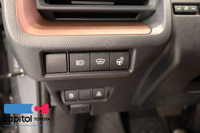 Used 2024 Toyota Prius Prime FWD image 14