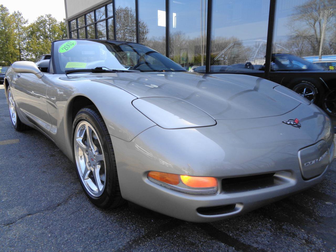 Used 2002 Chevrolet Corvette Convertible w/ Preferred Equipment Group2 image 3