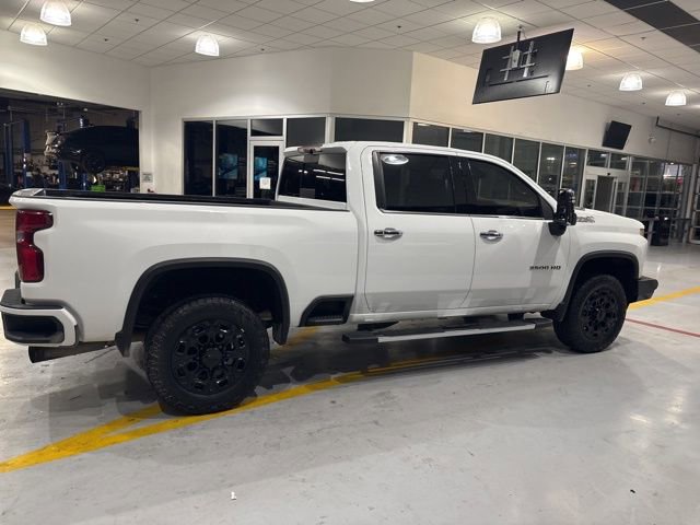 Used 2021 Chevrolet Silverado 3500 High Country AWD/4WD image 9