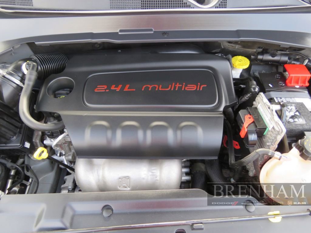 Used 2022 Jeep Compass Limited image 12