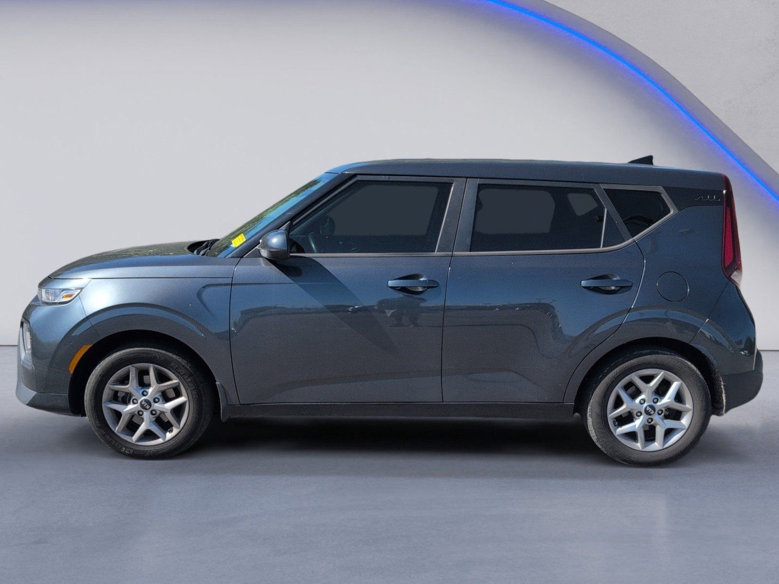 Used 2020 Kia Soul S FWD image 5