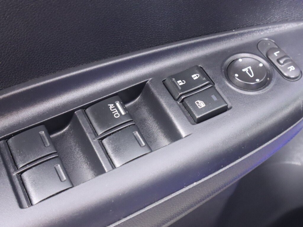 Used 2020 Honda Fit LX image 23